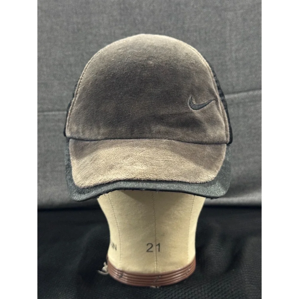 Vintage Nike Baseball Cap Unisex One Size Gray 100% Polyester Swoosh Logo Hat